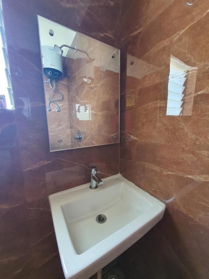 Hotel Deo Volente Sivasagar Экстерьер фото