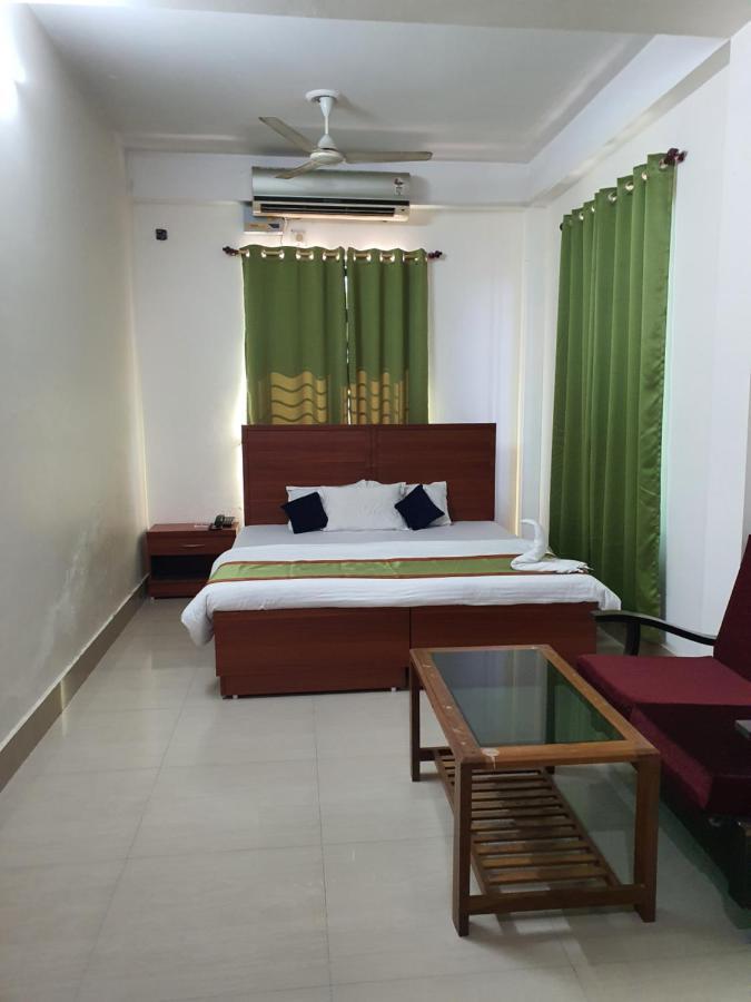 Hotel Deo Volente Sivasagar Экстерьер фото