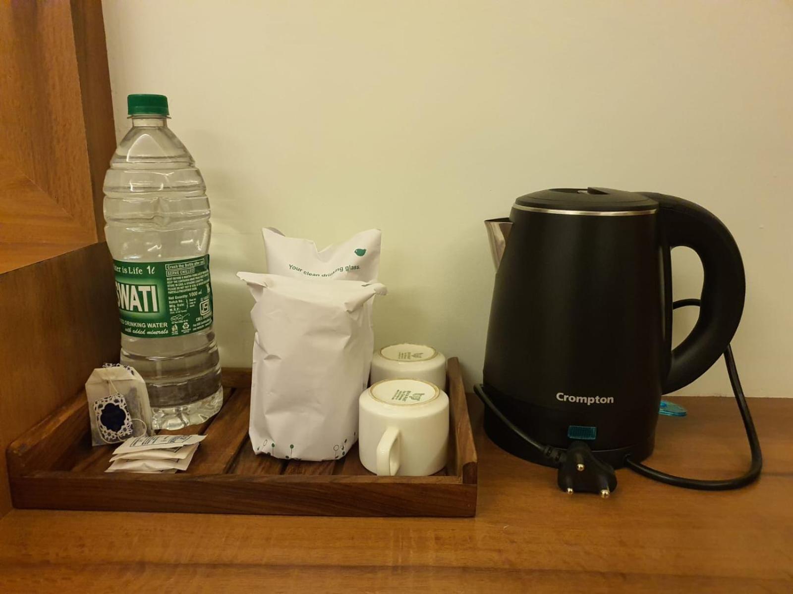 Hotel Deo Volente Sivasagar Экстерьер фото